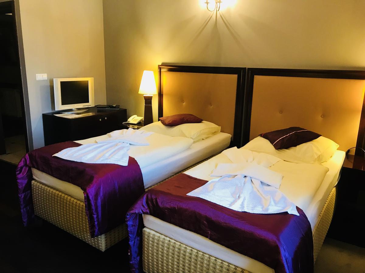 Restauracja - Hotel Mocca D'Oro 米科武夫 外观 照片